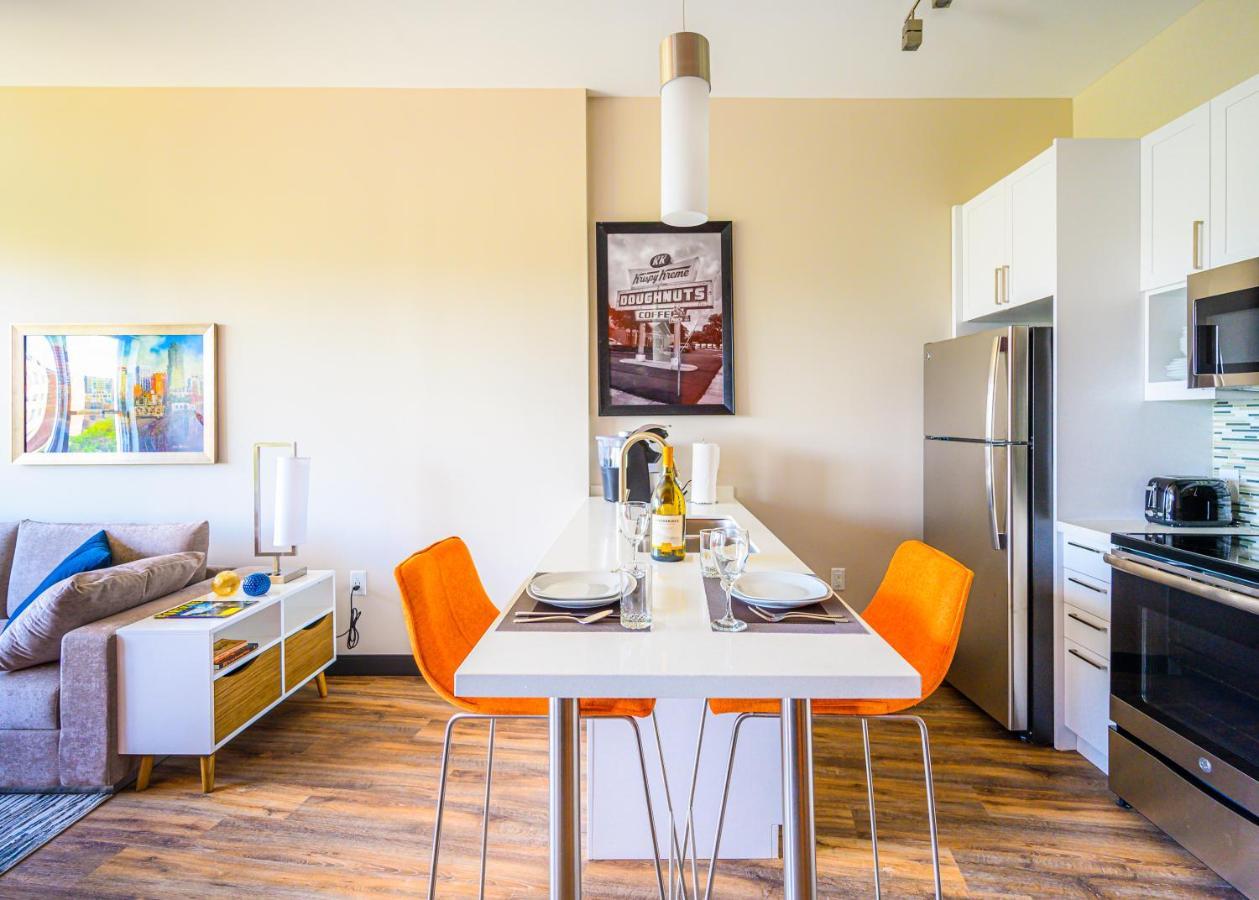 Apartamento Revisn Raleigh Exterior foto